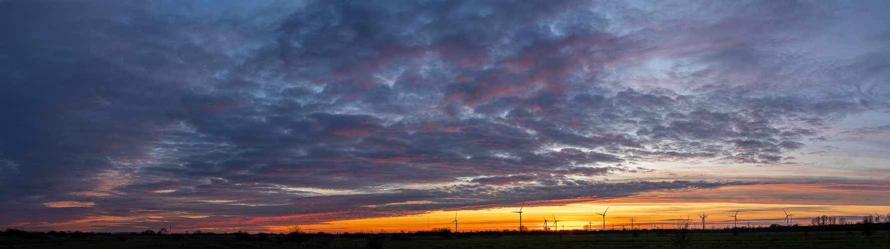 Himmel über der Marsch