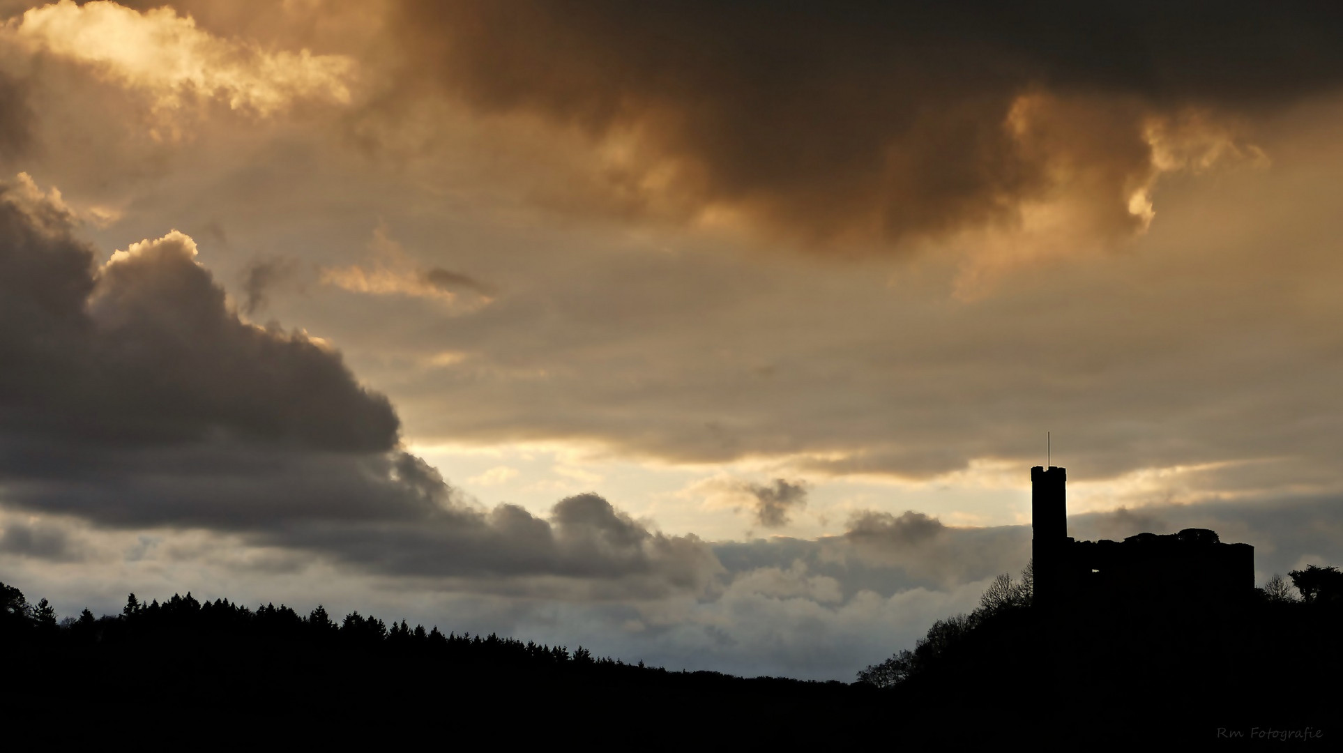 Himmel über...