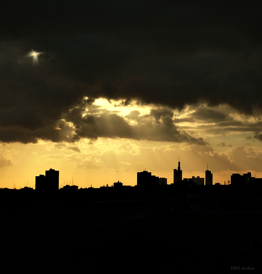 Himmel über FFM