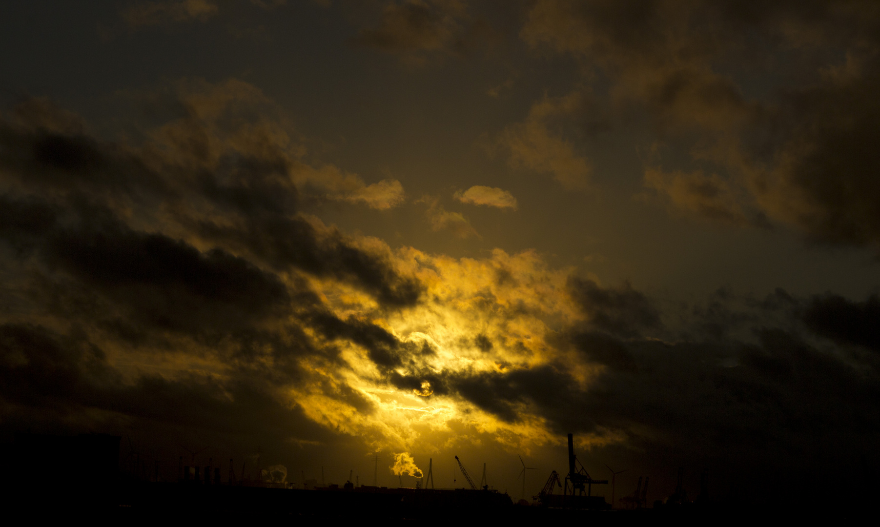 *** Himmel über Hamburg ***