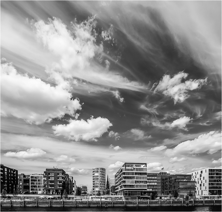 Himmel über Hamburg