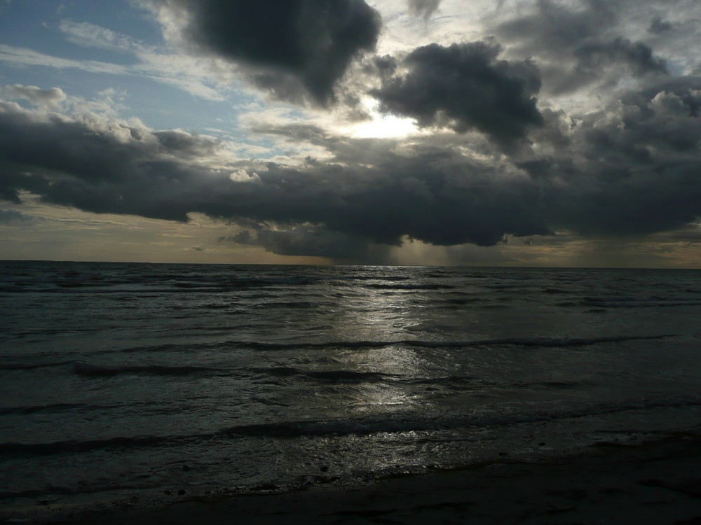 Himmel über Sælands Odde