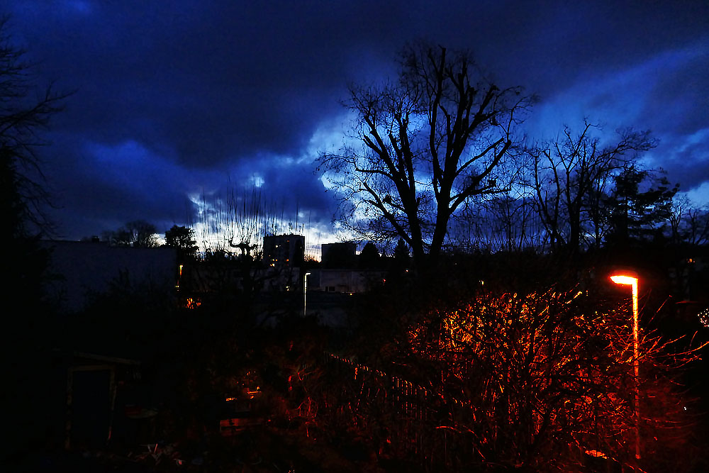 Himmel um kurz vor 8 Uhr