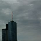 Himmel und Heli über Frankfurt