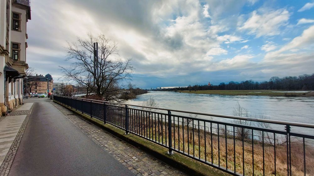 Himmel und Hochwasser - Pieschener Winkel