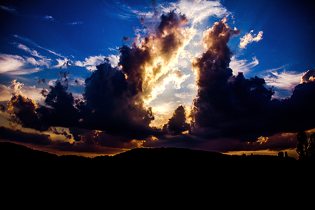 Himmel Und Holle Foto Bild Sonnenuntergange Himmel Universum Natur Bilder Auf Fotocommunity