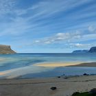 Himmel und Meeresstrand/ Island