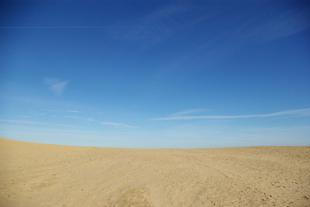 Himmel und... !?Sand?!