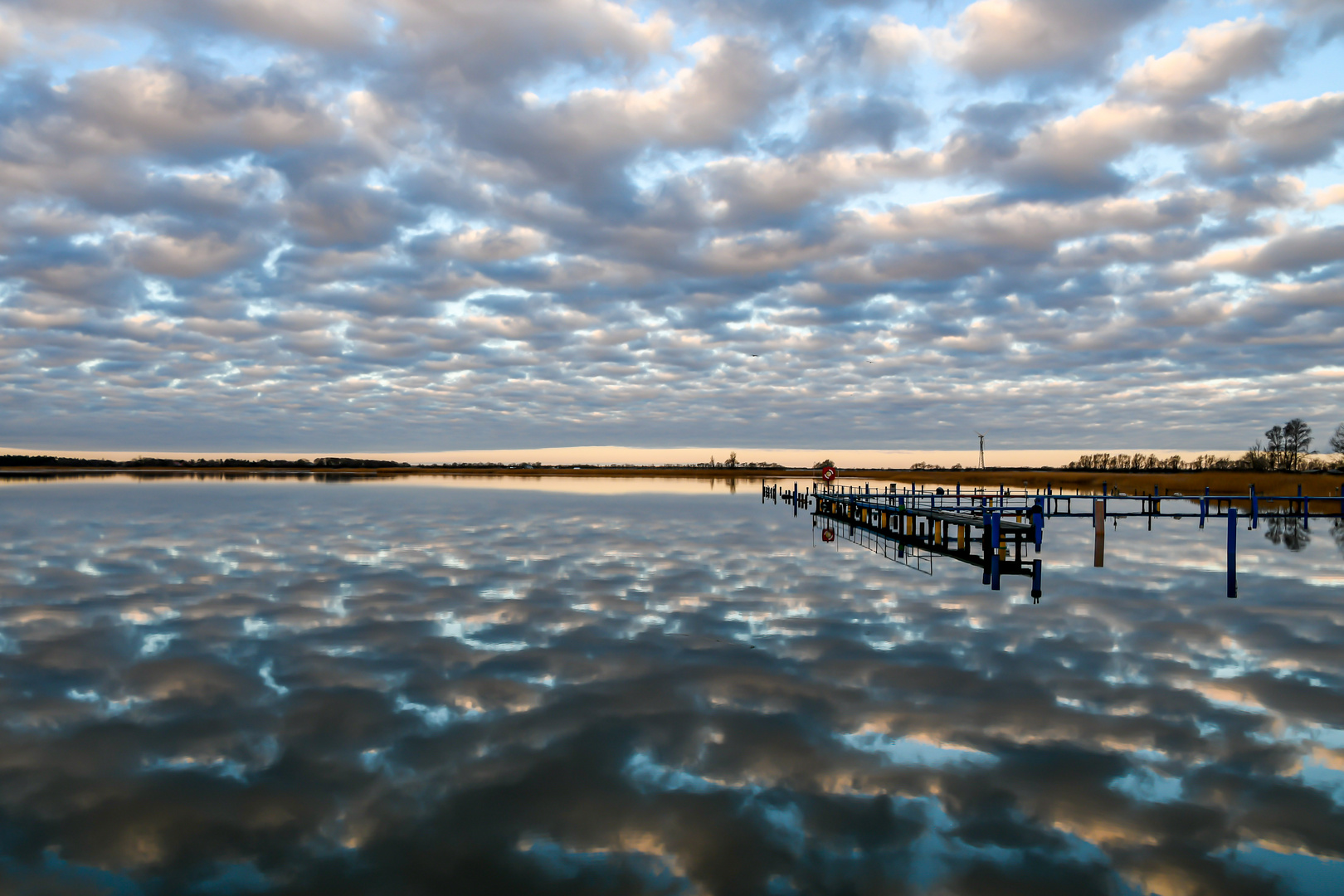 Himmel und Wasser