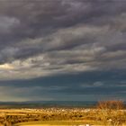 HIMMEL WOLKEN UND DIE ERDE