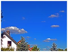 Himmel, Wolken und Haus