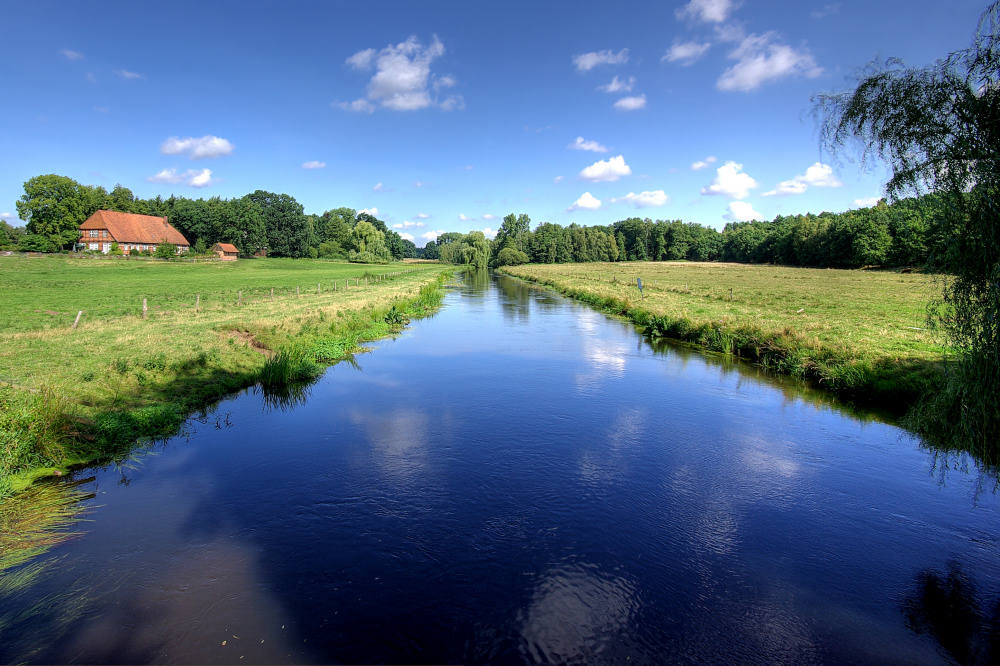 Himmelblaue Ilmenau