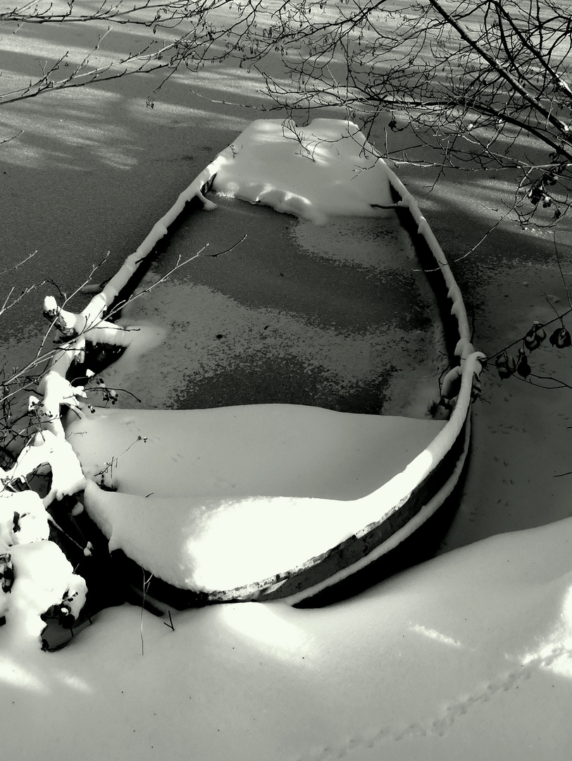 Himmelsboot im Winter