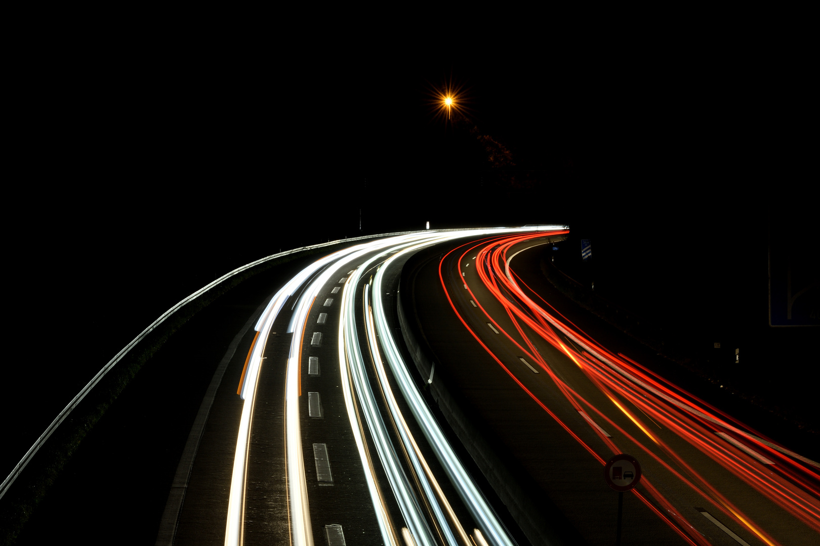 Hin und her auf der Autobahn