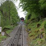 Hinauf zum Giessbach Hotel