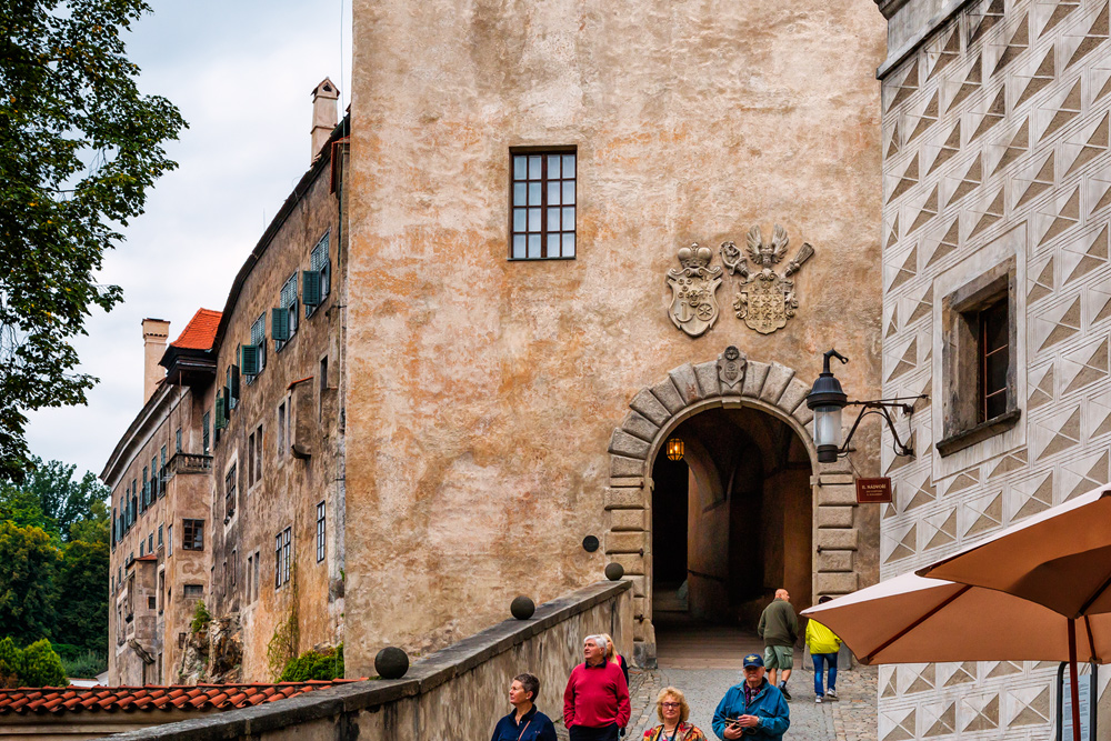 Hinauf zur Burg