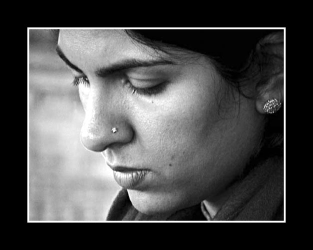 Hindu-Woman in silence