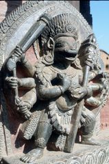 Hinduistische Figur des Nyatapola Tempels in Bhaktapur