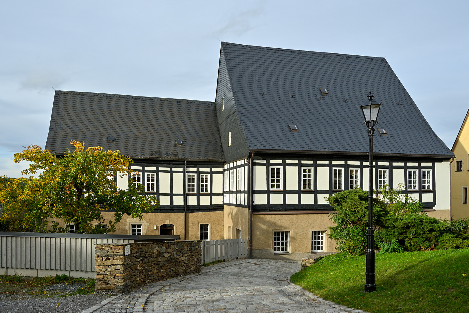 Hinter d. Kirche 1, 09429 Wolkenstein (Alte Pfarre)