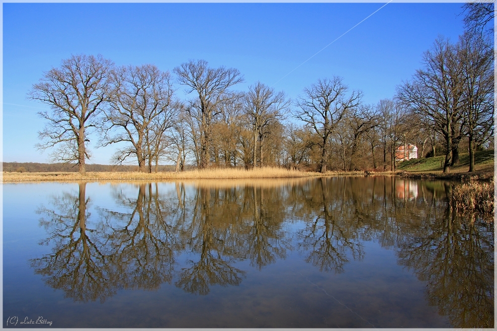 Hinter dem Park