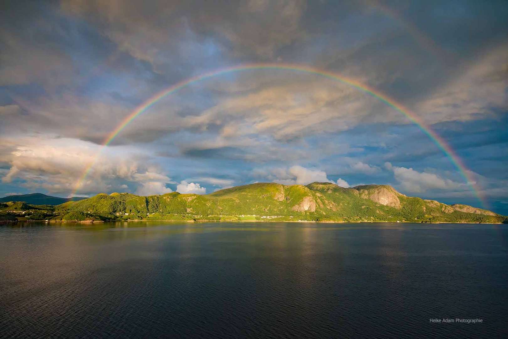 Hinter dem Regenbogen....