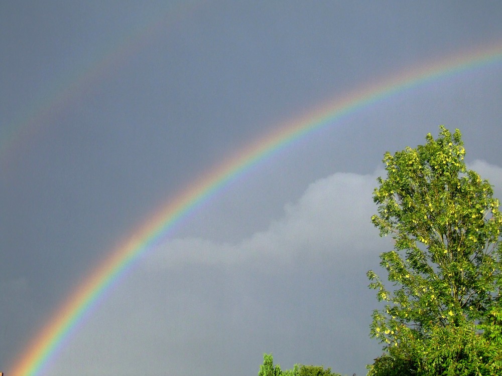 Hinter dem Regenbogen ...