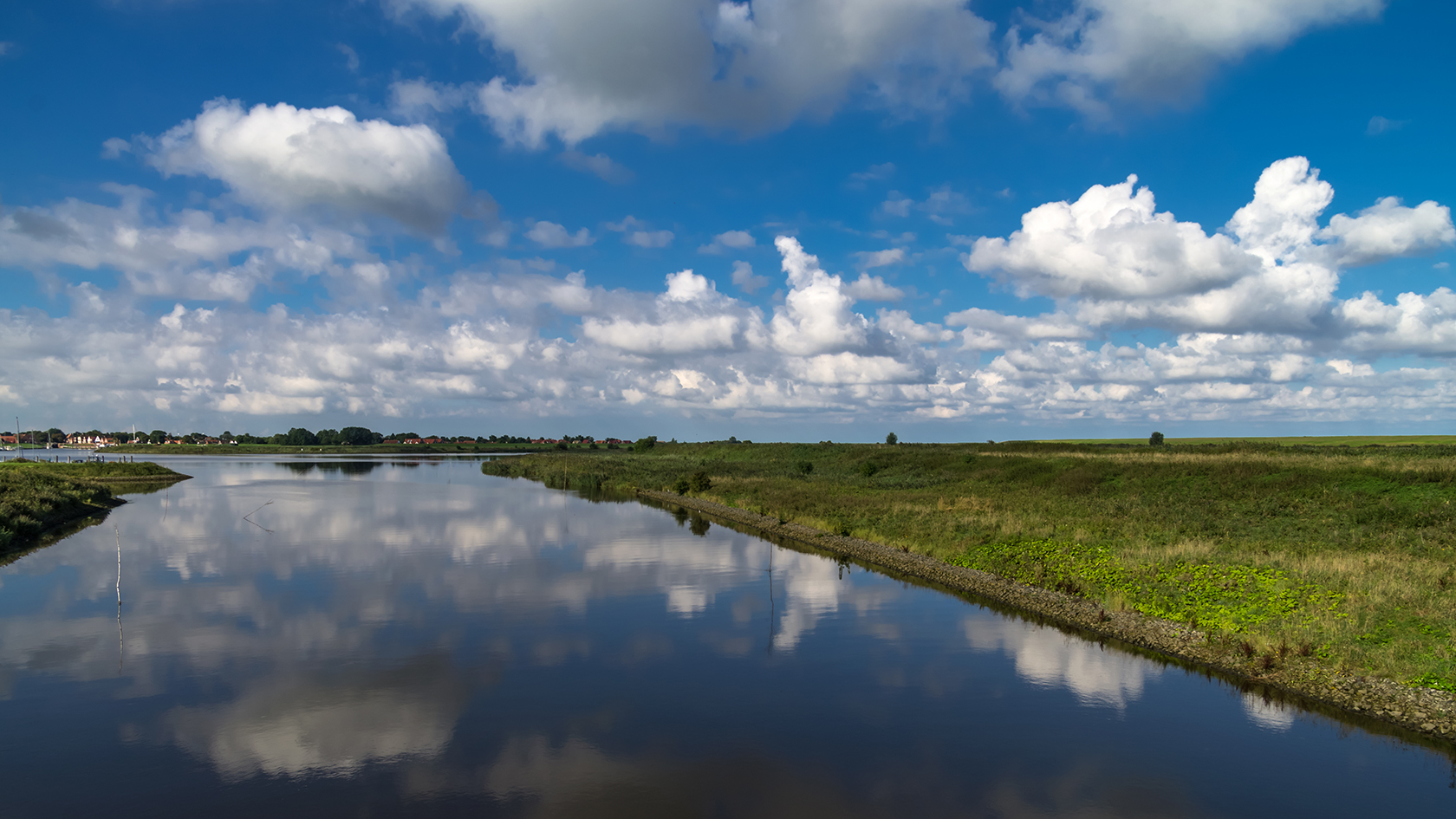 Hinter den Deichen, Ostfriesland