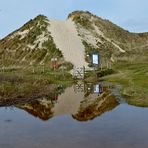 Hinter den Dünen liegt das Meer