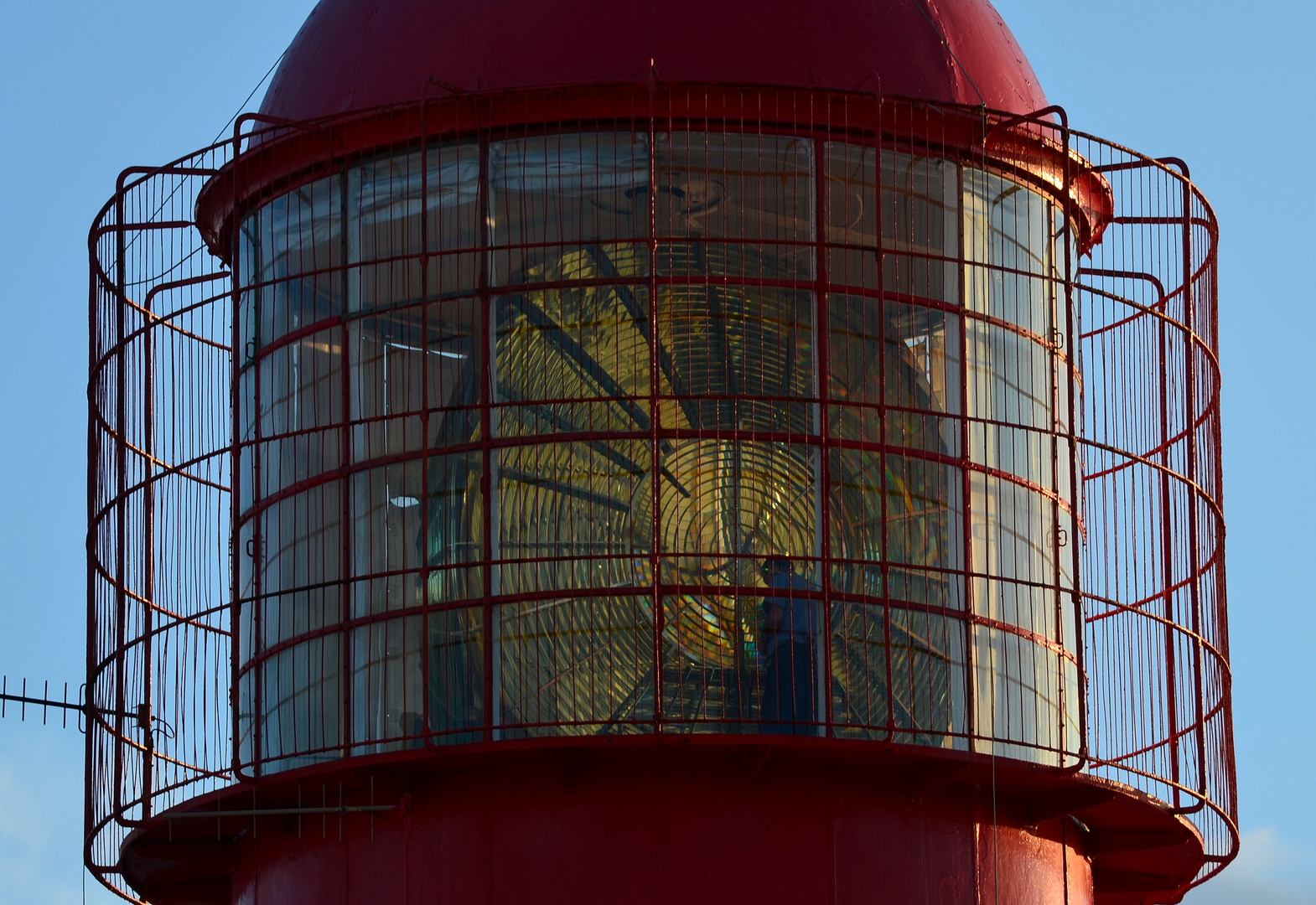 hinter Gittern