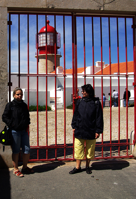 Hinter Gittern