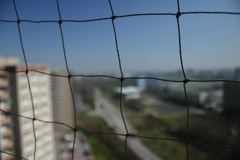 Hinter Gittern