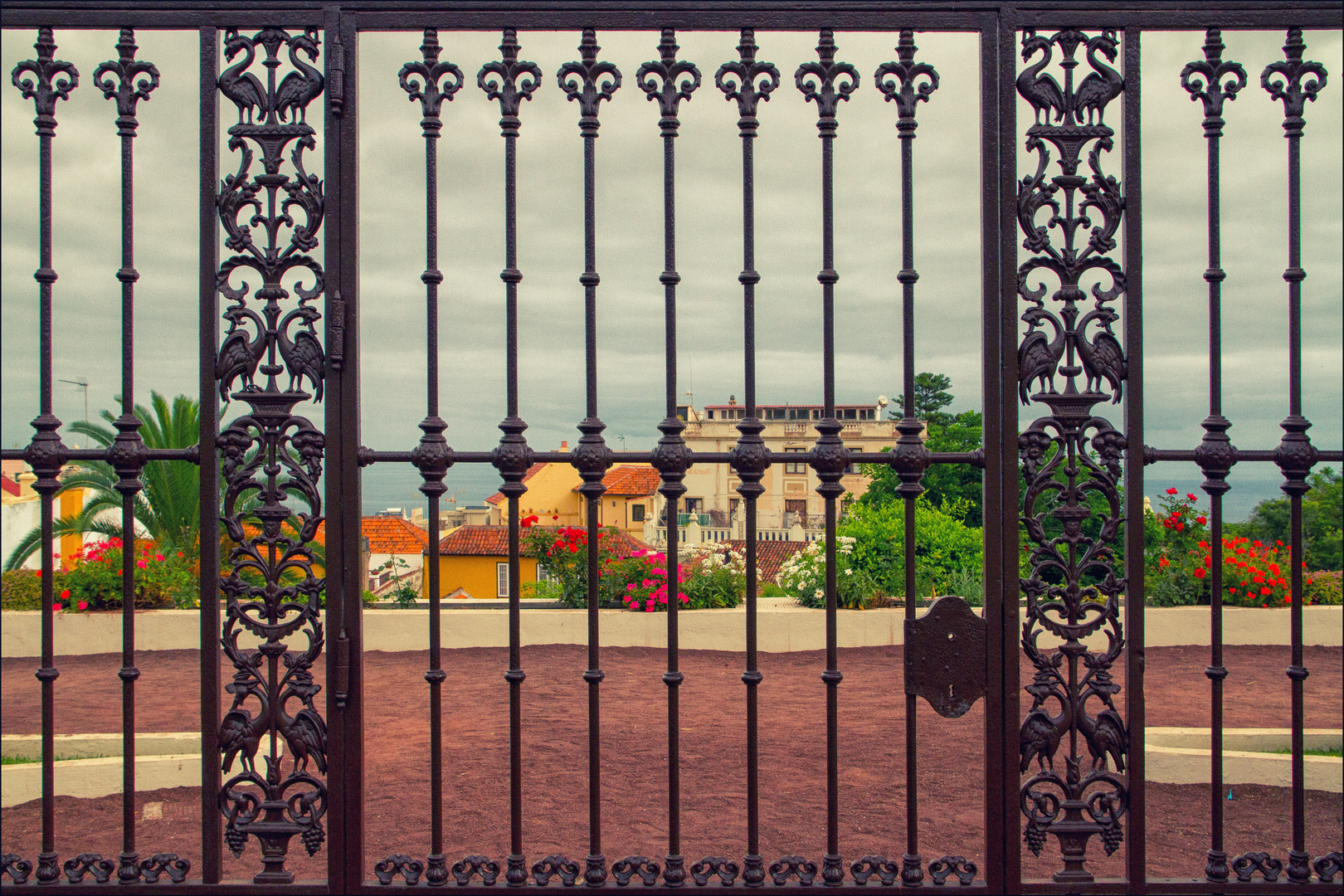 hinter Gittern 