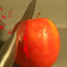 Hinterhältiges Attentat auf unschuldigen Apfel..Teil 2