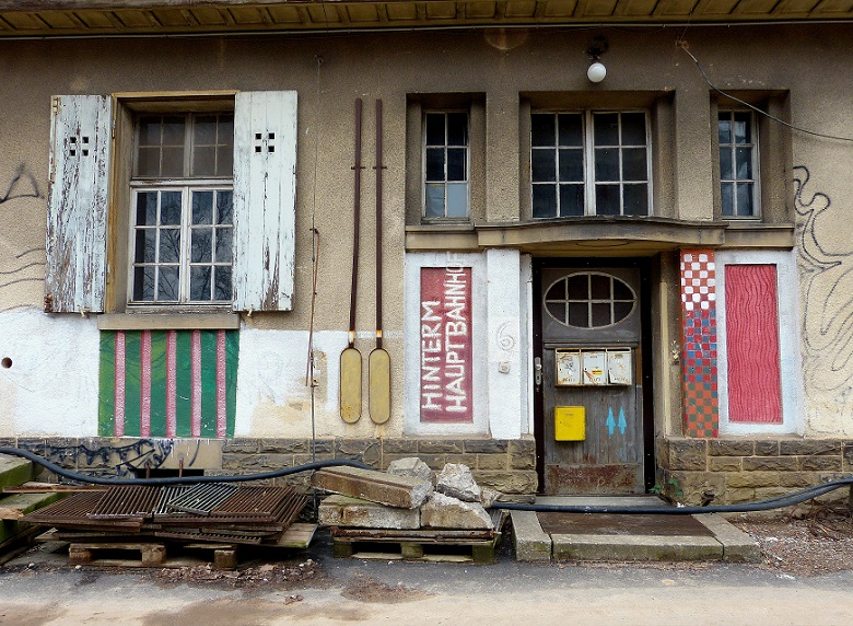 Hinterm Hauptbahnhof