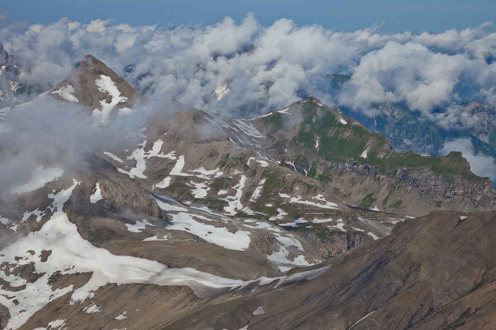 Hinterm Schilthorn geht es weiter....