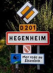 Hinweisschild an der Grenze ins Elsass