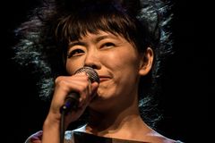 Hiromi "in Ansage"