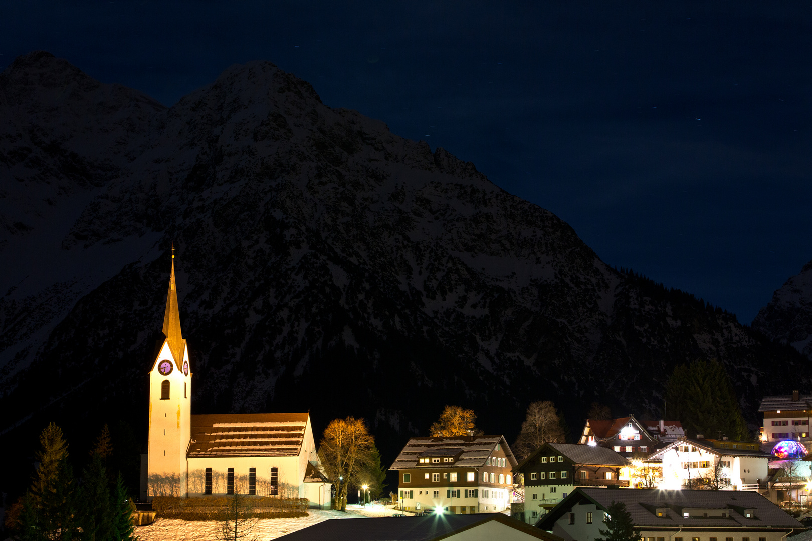 Hirschegg bei Nacht