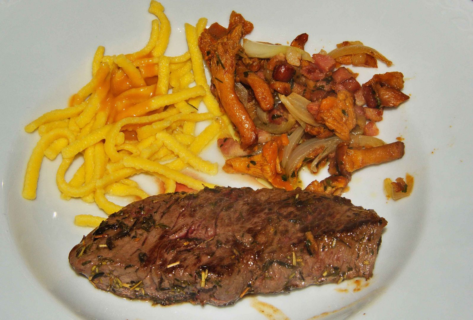 Hirschsteaks mit Pfifferlingen