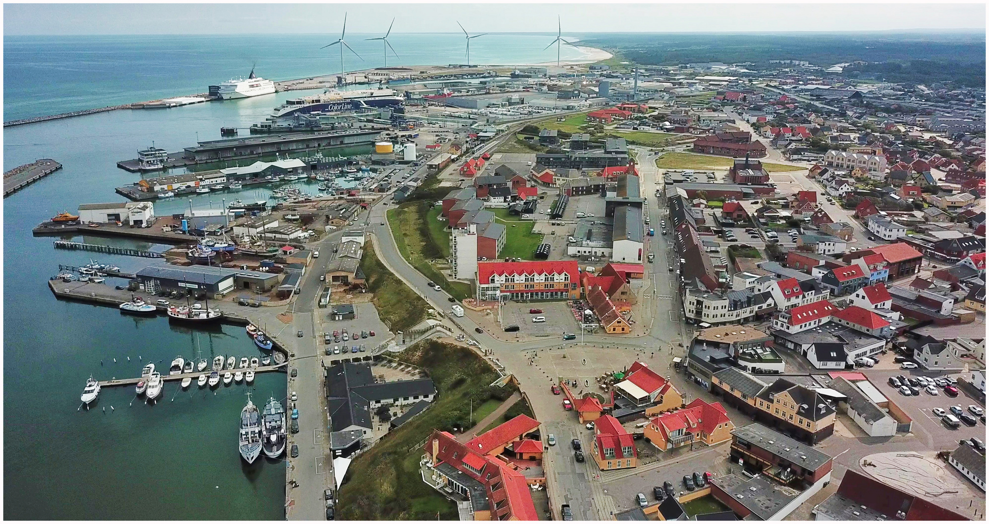 Hirtshals von oben Foto & Bild | world, natur, europa Bilder auf ...