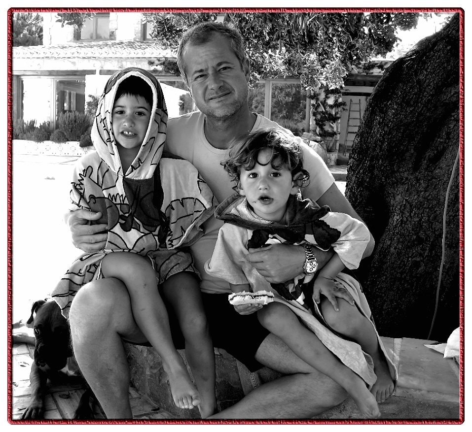 historia de una familia española*64