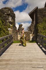 historic-fantsy Fotoshooting vor der Burgruine Altrauchburg