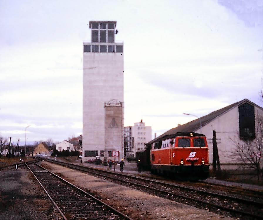 historisch Groß Petersdorf mit ÖBB.....