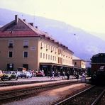 historisch : Lienz mit Diesel Korridorzug ..