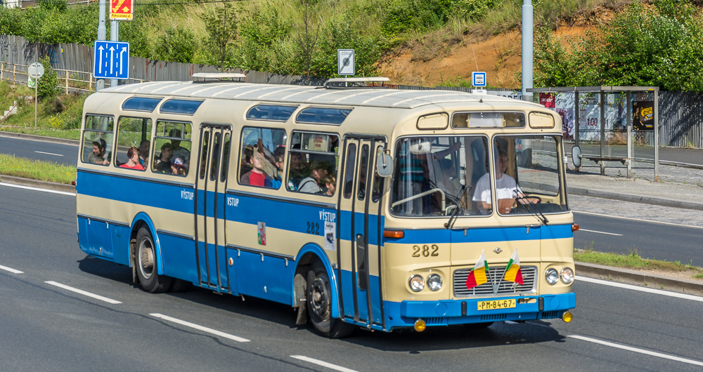 Historische Busse in Plzen 1