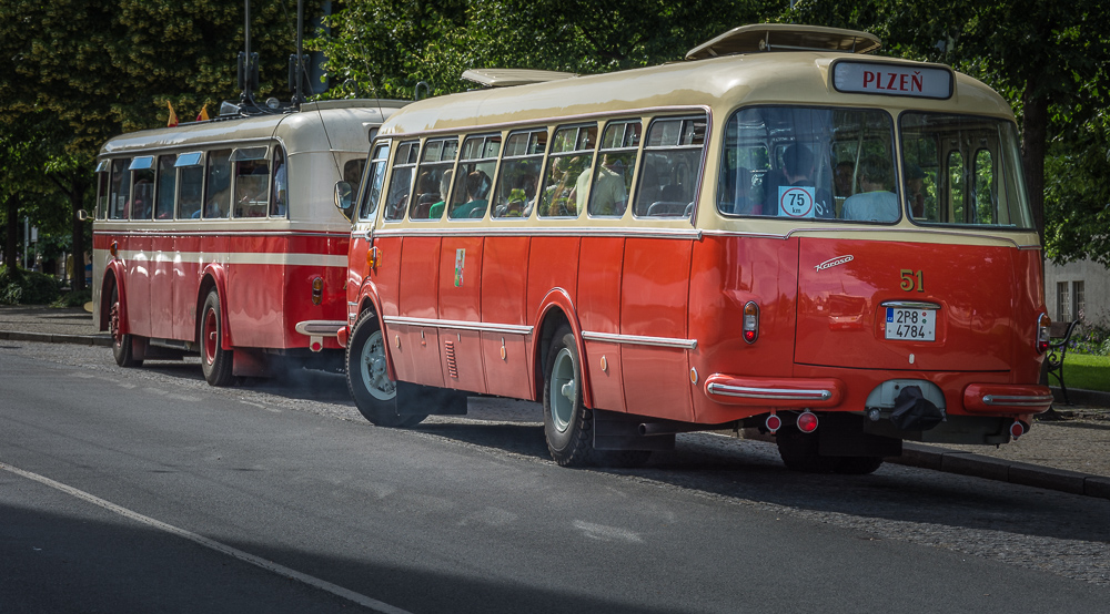 Historische Busse in Plzen 4