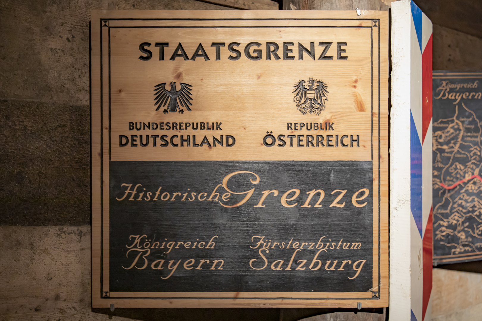 Historische Grenze im Stollen