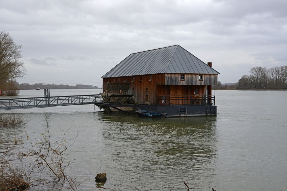 Historische Rheinschiffsmühle