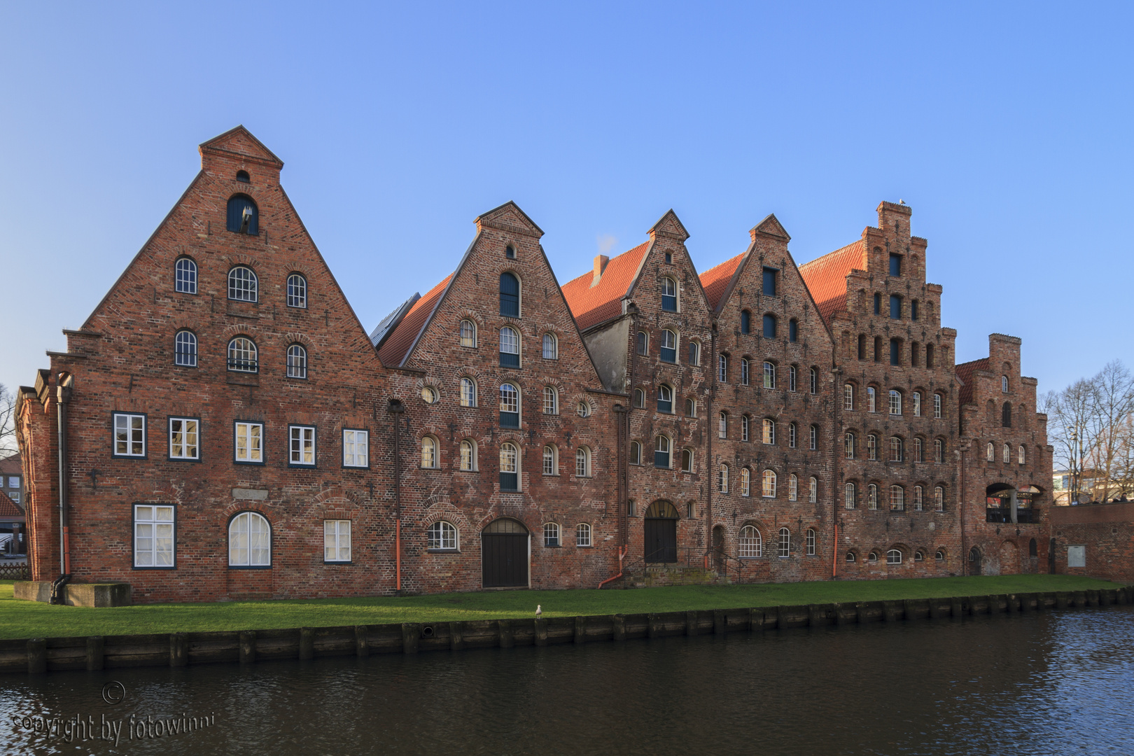 Historische Salzspeicher an der Obertrave