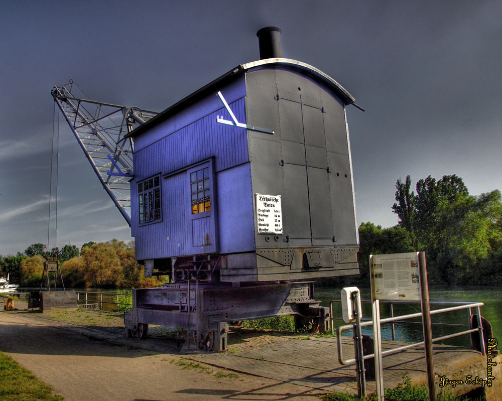 Historischer Bagger am Altrhein Ginsheim